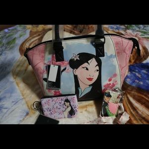 NWT MULAN ONLINE EXCLUSIVE PURSE BUNDLE